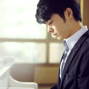 亚洲第一国产综合
